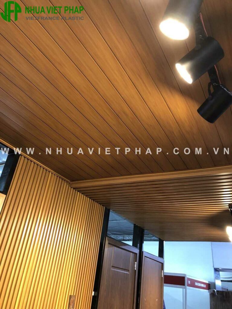 Nhựa Việt Pháp Gỗ nhựa Nhựa Việt Pháp