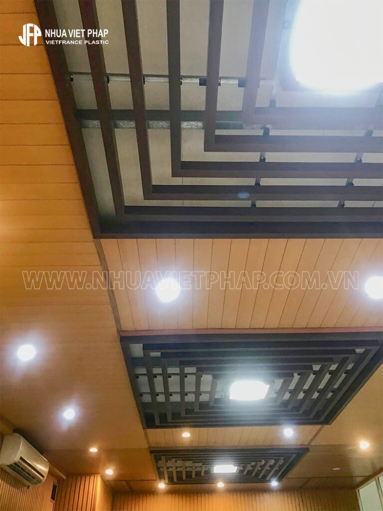 Nhựa Việt Pháp Gỗ nhựa Nhựa Việt Pháp