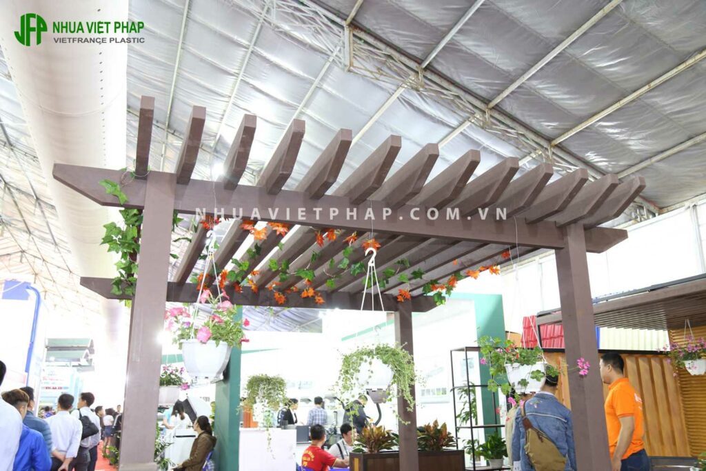 Nhựa Việt Pháp Gỗ nhựa Nhựa Việt Pháp