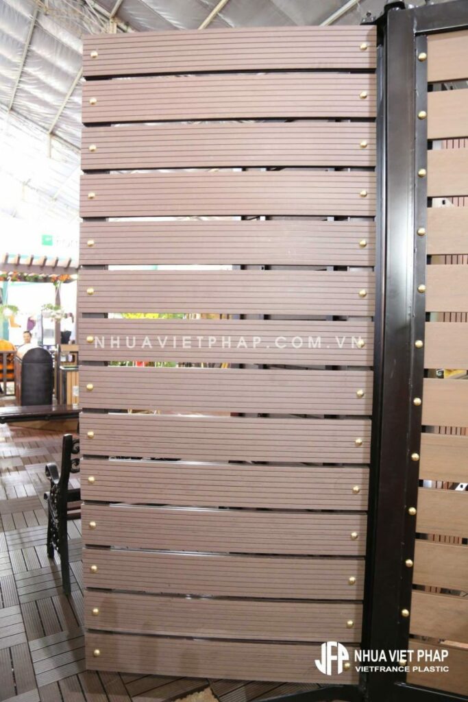 Nhựa Việt Pháp Gỗ nhựa Nhựa Việt Pháp